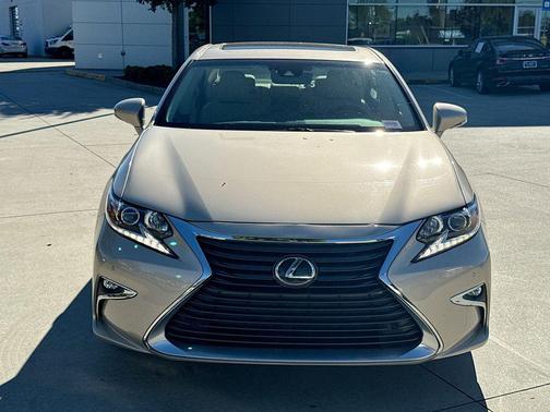2017 Lexus ES 350 Base