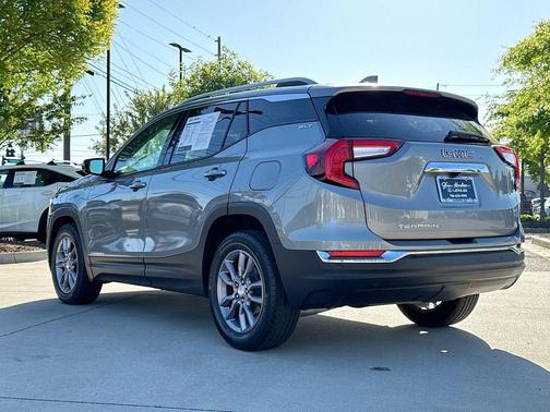 Sterling Metallic 2023 GMC Terrain SLT