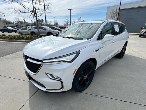 2023 Buick Enclave Essence AWD