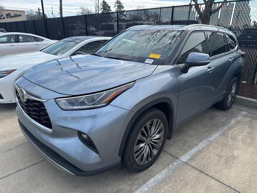 2021 Toyota Highlander Platinum