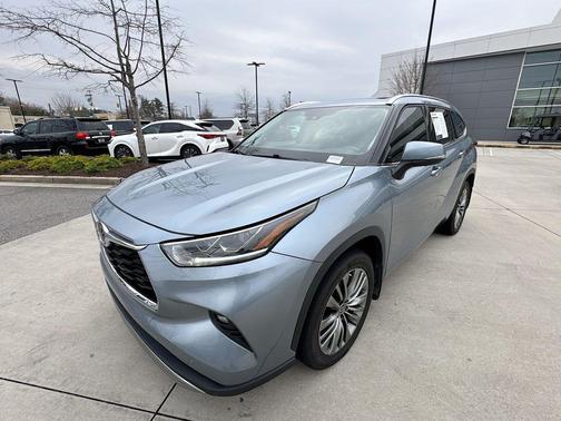 2021 Toyota Highlander Platinum