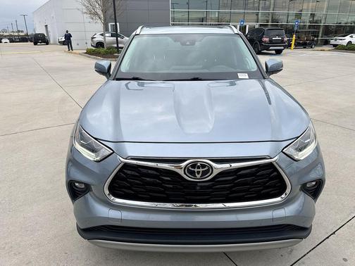 2021 Toyota Highlander Platinum