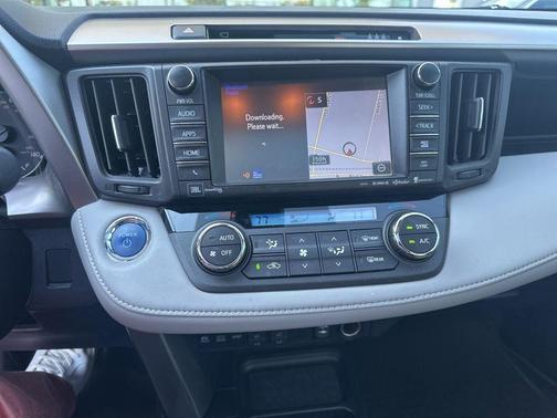 2017 Toyota RAV4 Hybrid Limited