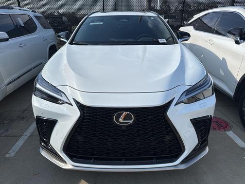 2025 Lexus NX 450h+ F SPORT Handling