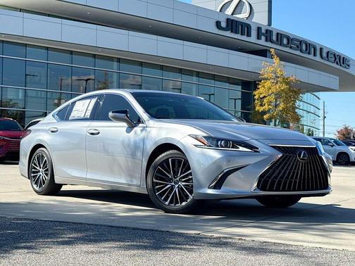 2025 Lexus ES 350 Base