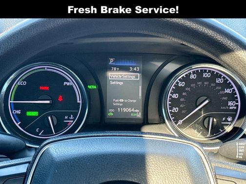 2019 Toyota Camry Hybrid LE