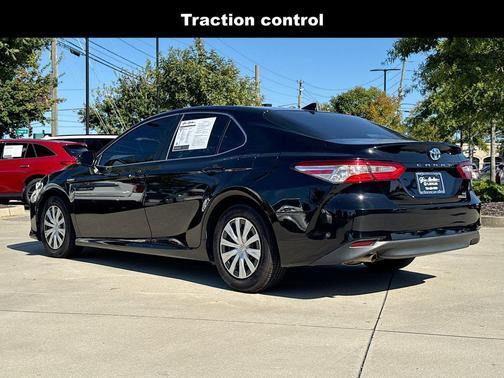 2019 Toyota Camry Hybrid LE