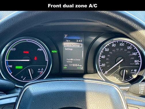 2019 Toyota Camry Hybrid LE