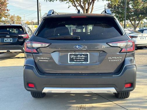 2023 Subaru Outback Touring XT