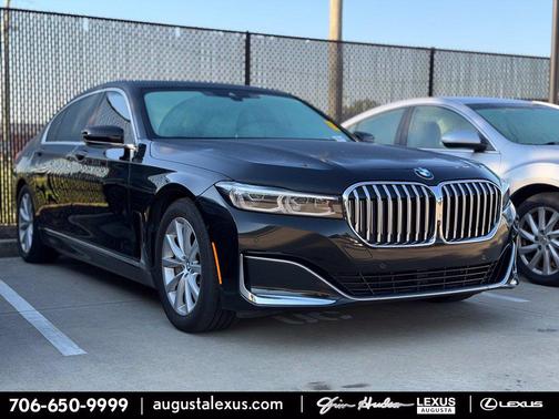 Black Sapphire Metallic 2020 BMW 740 740i