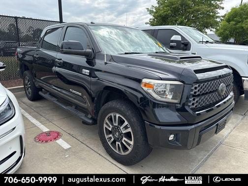 Midnight Black Metallic 2018 Toyota Tundra SR5