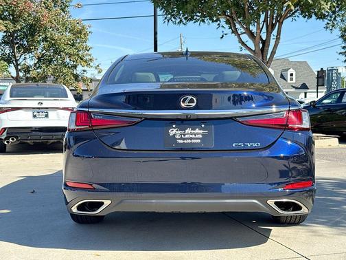 2025 Lexus ES 350 Base