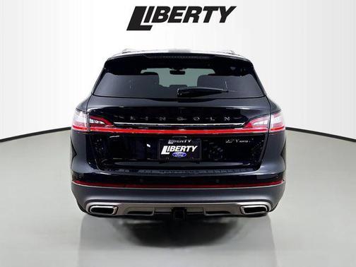 2020 Lincoln Nautilus Black Label