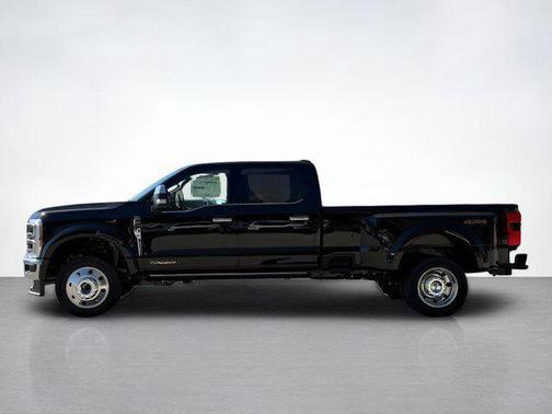2026 Ford F-450 Lariat