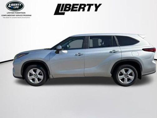 Celestial Silver Metallic 2023 Toyota Highlander LE