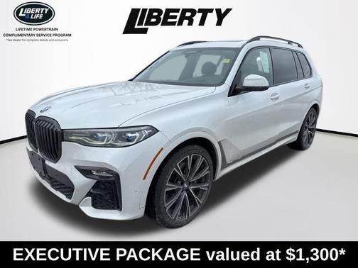 2021 BMW X7 M50i