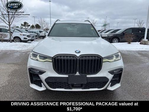 2021 BMW X7 M50i