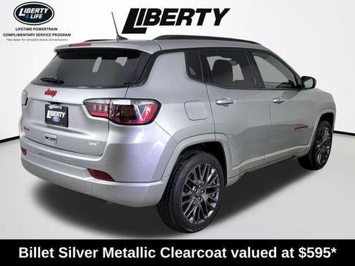 Billet Silver Metallic Clearcoat 2023 Jeep Compass (RED) Edition