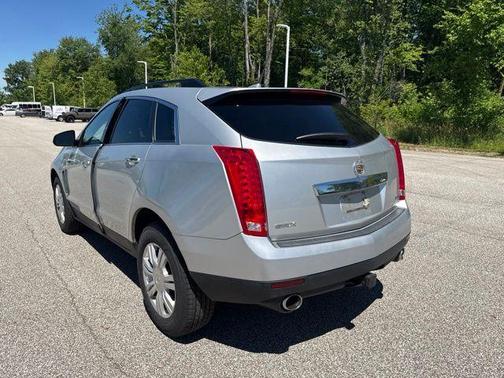 Black Ice Metallic 2013 Cadillac SRX Base
