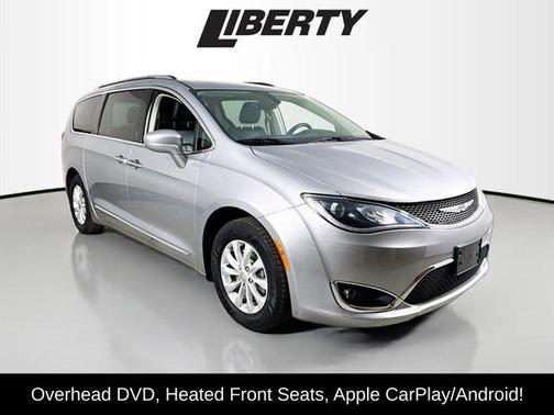 2019 Chrysler Pacifica Touring-L