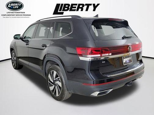Deep Black Pearl Effect 2024 Volkswagen Atlas 2.0T SE