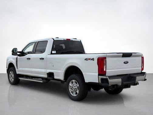 2026 Ford F-350 XLT