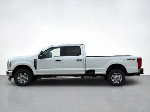 2026 Ford F-350 XLT