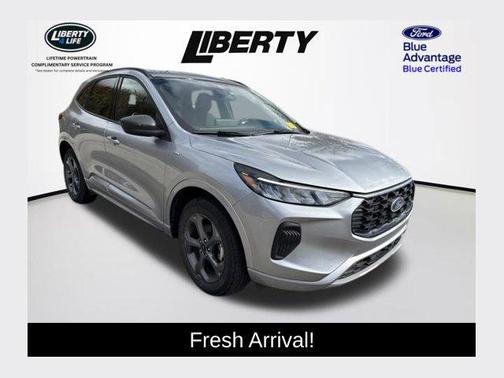 Iconic Silver Metallic 2024 Ford Escape ST-Line