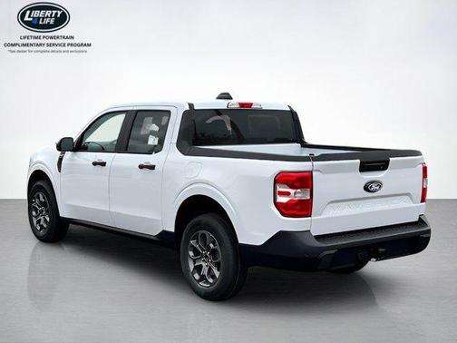 Oxford White 2025 Ford Maverick XLT