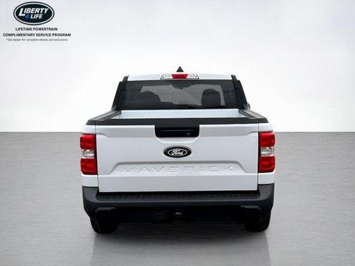 Oxford White 2025 Ford Maverick XLT