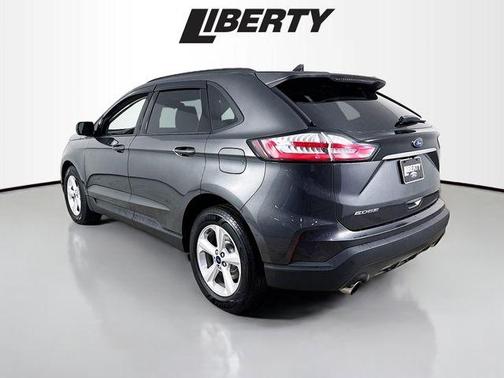 2020 Ford Edge SE