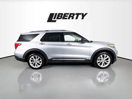 2023 Ford Explorer Platinum