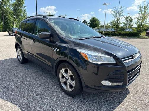 Tuxedo Black 2014 Ford Escape SE