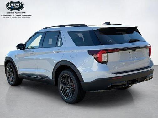 White Metallic 2026 Ford Explorer ST-Line