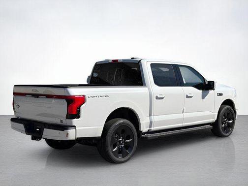 2025 Ford F-150 Lightning Platinum