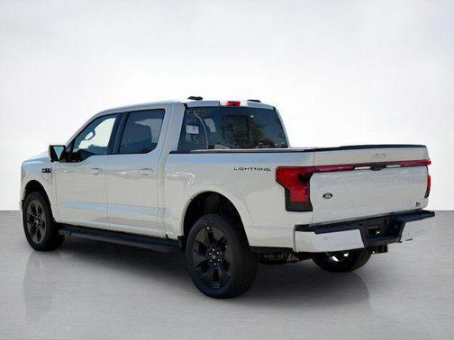 2025 Ford F-150 Lightning Platinum