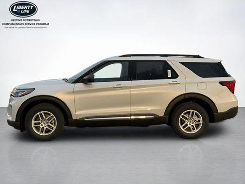 White Metallic 2026 Ford Explorer Active