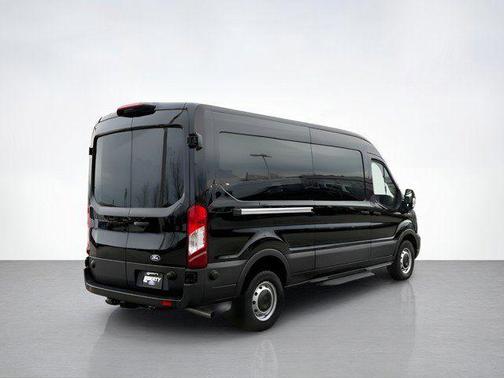 2026 Ford Transit-250 148 WB Medium Roof Cargo