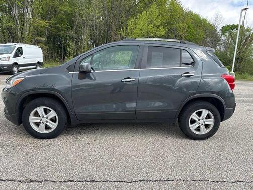 Nightfall Gray 2017 Chevrolet Trax LT