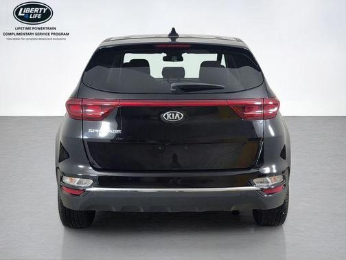 Black Cherry 2022 Kia Sportage LX