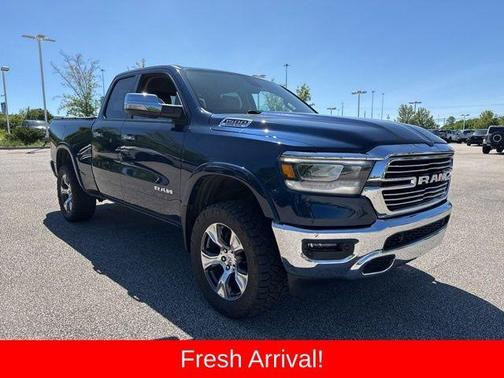Patriot Blue Pearlcoat 2019 RAM 1500 Laramie