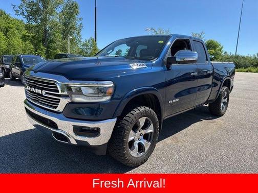 Patriot Blue Pearlcoat 2019 RAM 1500 Laramie