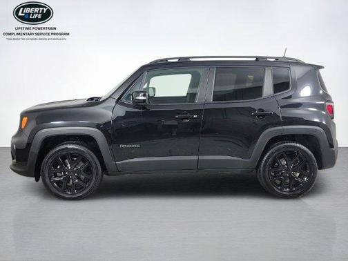 Black Clearcoat 2022 Jeep Renegade Altitude