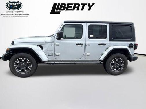 Silver Zynith Clearcoat 2024 Jeep Wrangler Sahara