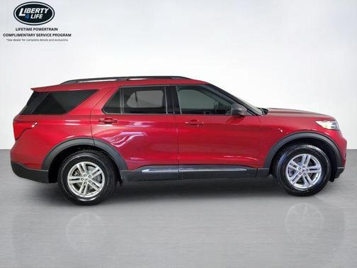 Rapid Red Metallic Tinted Clearcoat 2023 Ford Explorer XLT