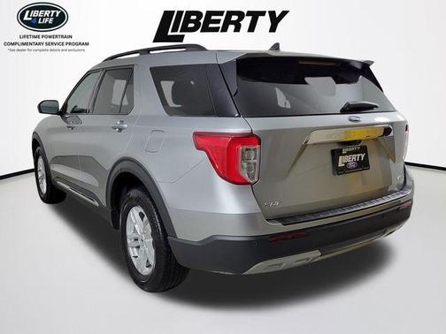 Iconic Silver Metallic 2023 Ford Explorer XLT