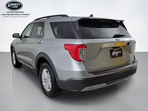 Iconic Silver Metallic 2023 Ford Explorer XLT