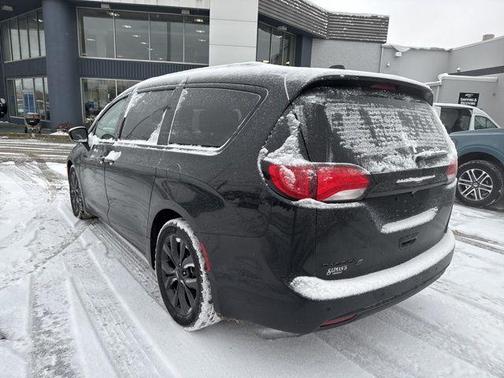 2019 Chrysler Pacifica Touring-L Plus