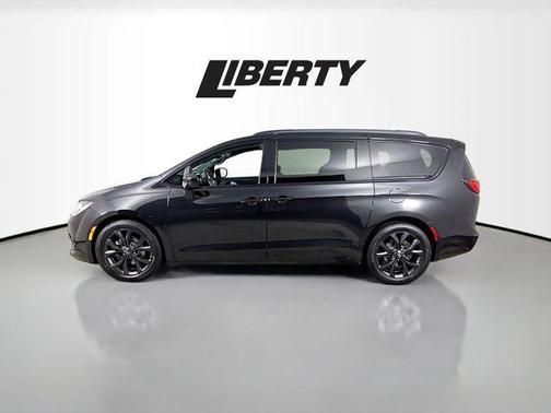 2019 Chrysler Pacifica Touring-L Plus