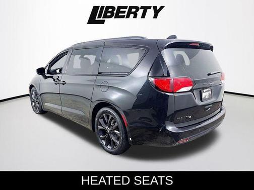 2019 Chrysler Pacifica Touring-L Plus